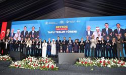 Beykoz'da 1071 hak sahibi tapusunu aldı