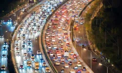 Araç içi görüntü ve ses cihazlarına yeni düzenleme