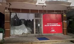 CHP Çerkezköy'de devir krizi: İlçe binası boşaltıldı, yeni yönetimden sert tepki