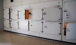 Cenazeler morgda karıştı