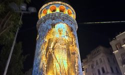 Galata Kulesi'nde 15 Temmuz'a özel Mapping gösterisi