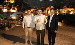 Bilal Saygılı: Gece Müzeciliği Efes'i turizmde yeni bir cazibe merkezi yaptı
