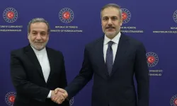 Dışişleri Bakanı Hakan Fidan, İranlı mevkidaşı Abbas Erakçi ile telefonda görüştü