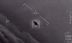 Pentagon'dan yeni UFO arşivi: Takip edilemeyecek kadar hızlı