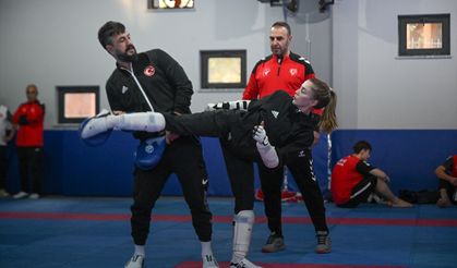 Şampiyonluk hedefiyle yoldalar: Milli tekvandocular Dünya Şampiyonası'nda