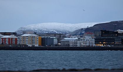 Renkli evleriyle ve doğasıyla büyülüyor