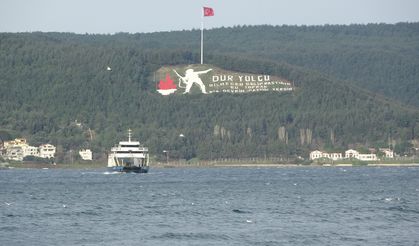 Bozcaada ve Gökçeada'ya feribot seferlerine fırtına engeli