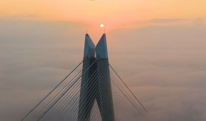 İstanbul'da sabahın ilk ışıklarıyla mest eden görüntü