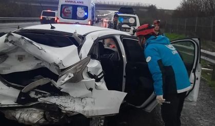Dolu yağışı zincirleme kazaya neden oldu: 11 yaralı