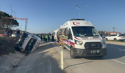 Yolcu minibüsü devrildi 8 yaralı | VİDEO