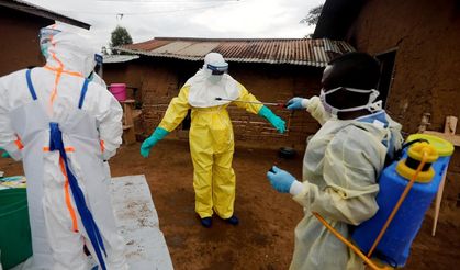 Kongo Demokratik Cumhuriyeti'nde ebolo salgını alarmı: Uganda sınırını kapattı