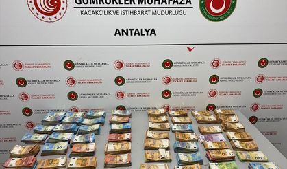 Havalimanında bebek bezinden yüz binlerce euro çıktı