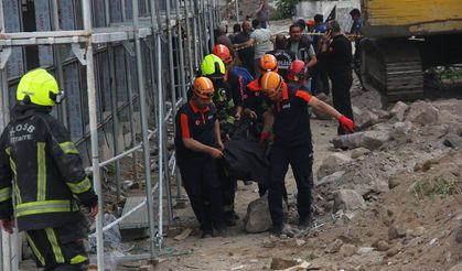 Kayseri'de devrilen bahçe duvarının altında kalan işçi yaşamını yitirdi