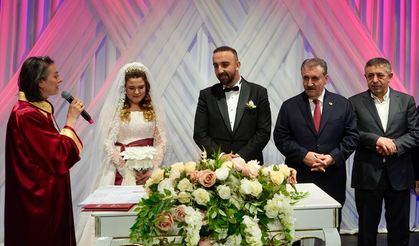 BBP Genel Başkanı Destici nikah şahidi oldu