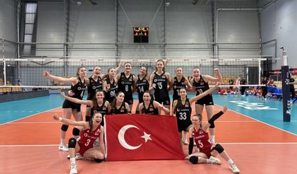 18 Yaş Altı Milli Kadın Voleybol Takımı finalde