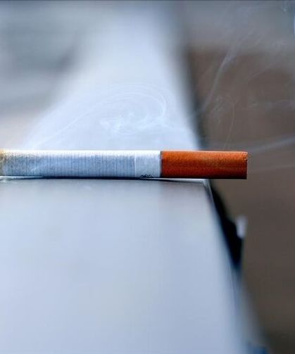 Fransa'da 2009 sonrası doğanlara sigara yasağı yolda