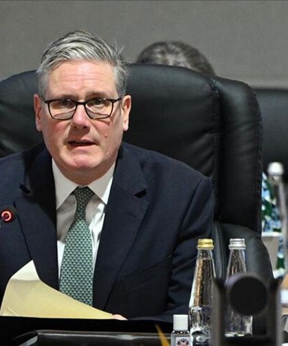 İngiltere, Kıbrıs Adası çevresine savaş gemisi konuşlandıracak