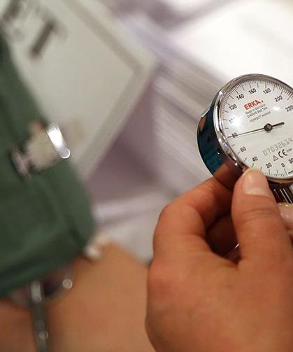 Evde tansiyon ölçerken nelere dikkat edilmeli