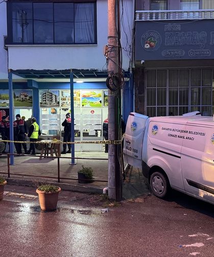 MHP Karapürçek İlçe Başkanı ve kendi karısını silahla öldüren kişi, polise teslim oldu