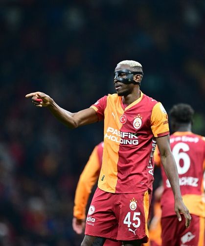 Osimhen'den 'mutsuz' iddialarına yanıt!