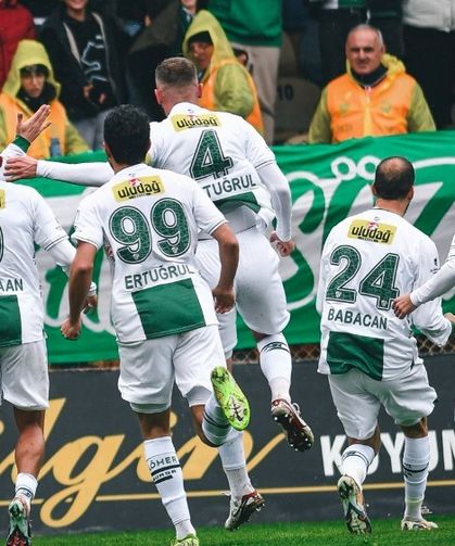 Bursaspor zirveyi geri aldı!