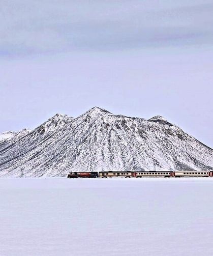Van Gölü Ekspresi’nin Kirkor Dağı eteklerindeki manzarası hayran bıraktı