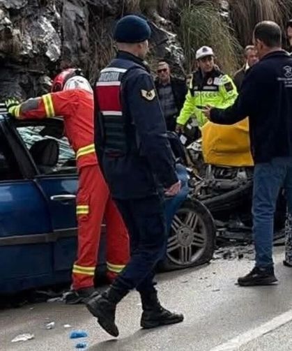 Feci kazada 2 yaşındaki bebek hayatını kaybetti: 6 yaralı