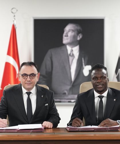 Beşiktaş, Junior Olaitan'la sözleşme imzaladı