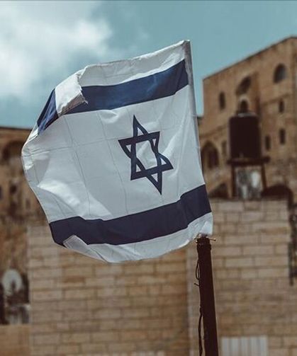 Orta Doğu'da savaş tamtamları: İsrail'de sığınaklar halka açıldı