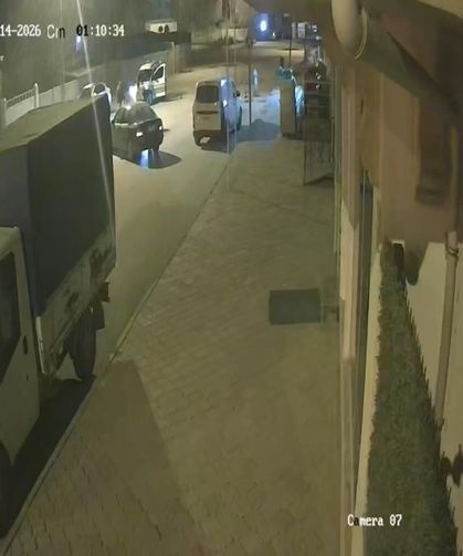 Polis uygulamasından kaçan alkollü sürücü Belediye başkanının oğlu çıktı