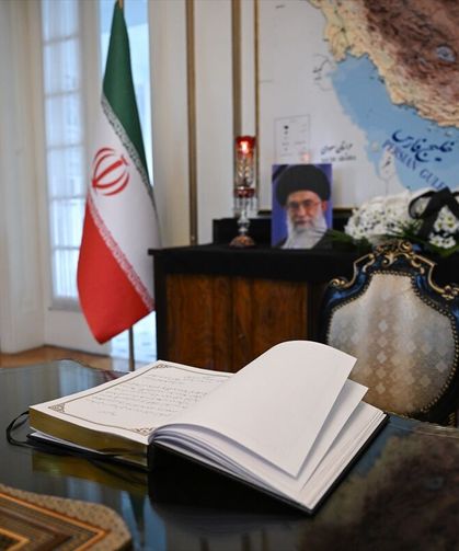 Ankara'da Hamaney için taziye defteri açıldı