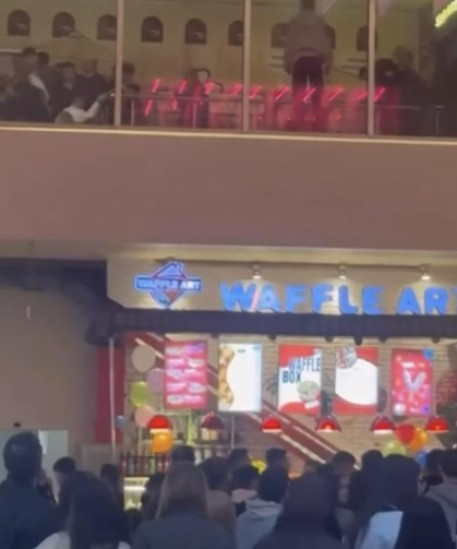 AVM'de ortalık karıştı! Vatandaşlar film gibi izledi