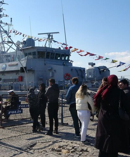 Türk donanmasının gururu olan savaş gemileri ziyarete açıldı