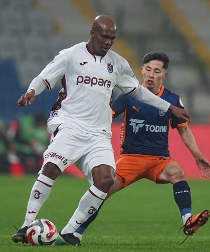 Trabzonspor Başakşehir deplasmanında 4-2 kazandı