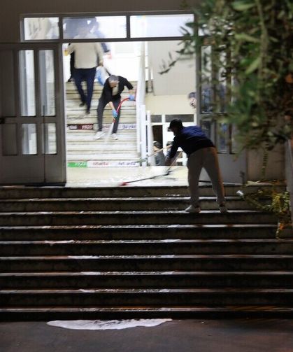 Saldırının yaşandığı okulda izler siliniyor