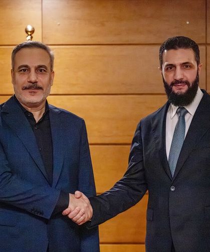 Bakan Fidan, Suriye Cumhurbaşkanı Şara ile bir araya geldi