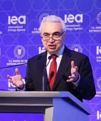 UEA Raporu: Petrol yatırımları hızla eriyor