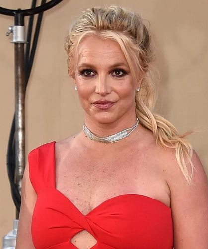 Britney Spears rehabilitasyon merkezine yattı