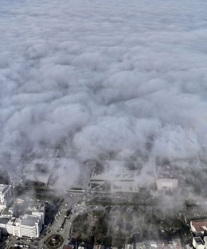 Samsun'un üzerini sis denizi örttü