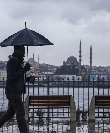 AKOM'dan İstanbullulara uyarı: Sıcaklıklar düşecek!