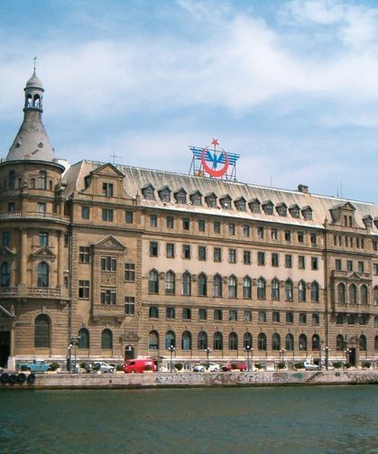 Bakan Ersoy açıkladı! Haydarpaşa Garı, kültür ve yaşam merkezi oluyor!