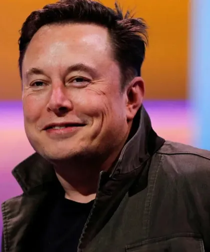 Elon Musk trilyon dolar barajını aştı! Tarihin ilk "trilyoner" ismi oldu