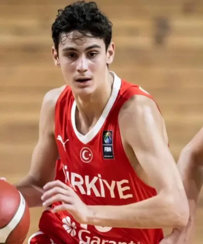 Ömer Kutluay: Basketbola olan sevgim sayesinde yorulmuyorum