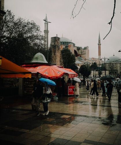 Şemsiyesiz çıkmayın! AKOM saat verdi!