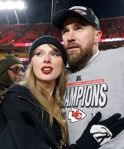 Yılın düğünü gerçekleşti! Taylor Swift ile Travis Kelce'den ilk kare!