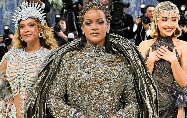 Moda dünyasının en görkemli gecesi! İşte Met Gala 2026'nın en çok konuşulan ünlüleri...