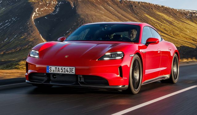 Lüks otomotiv devi frene bastı: Teslimatlar yüzde 6 azaldı