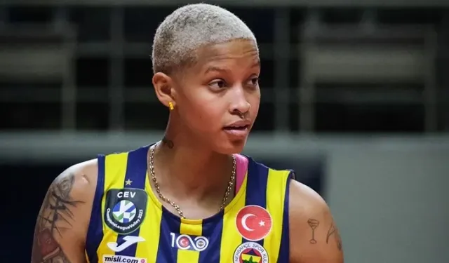 Fenerbahçe'de Melissa Vargas yürekleri ağza getirdi!