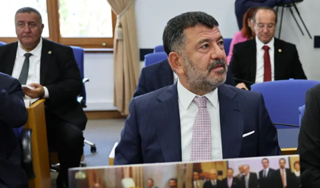 CHP'li  Ağbaba ve AK Parti'li Kurt arasında "cahilsin" tartışması yaşandı