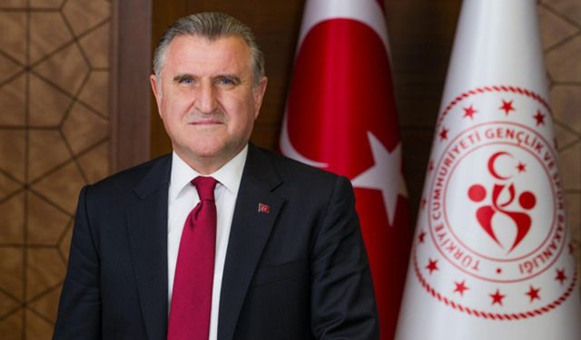 Osman Aşkın Bak: Türk sporunda tesis devrimi